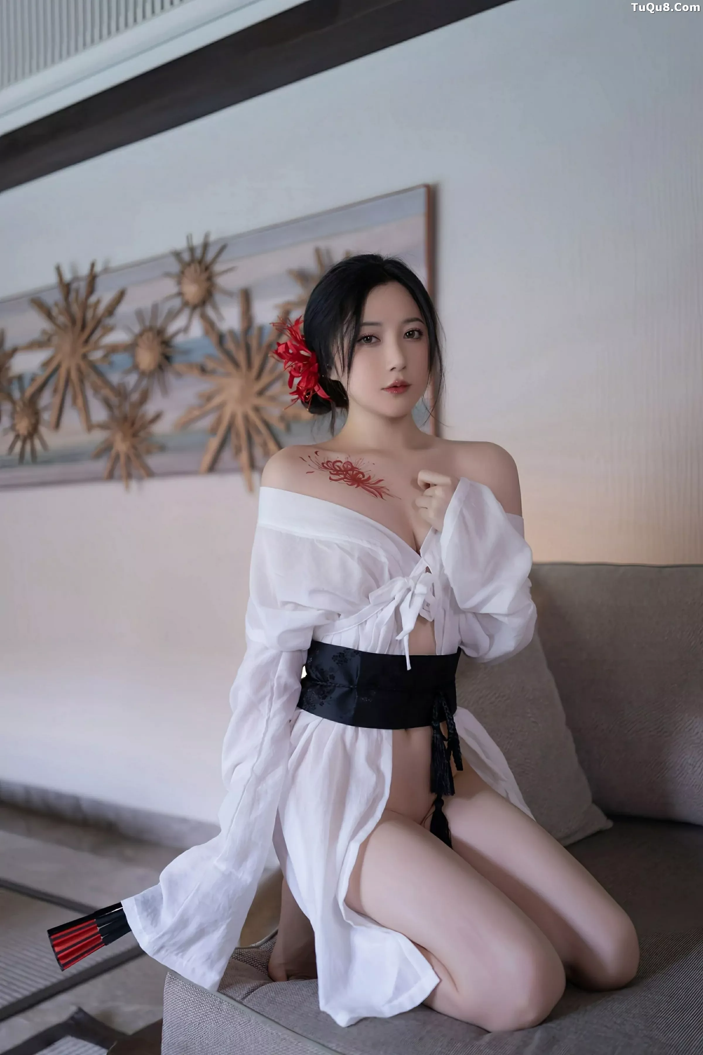 秀人集.com_[XiuRen秀人网]No.10514_模特鱼子酱Fish性感白色薄透服饰配白色丝袜秀曼妙身材诱惑写真80P