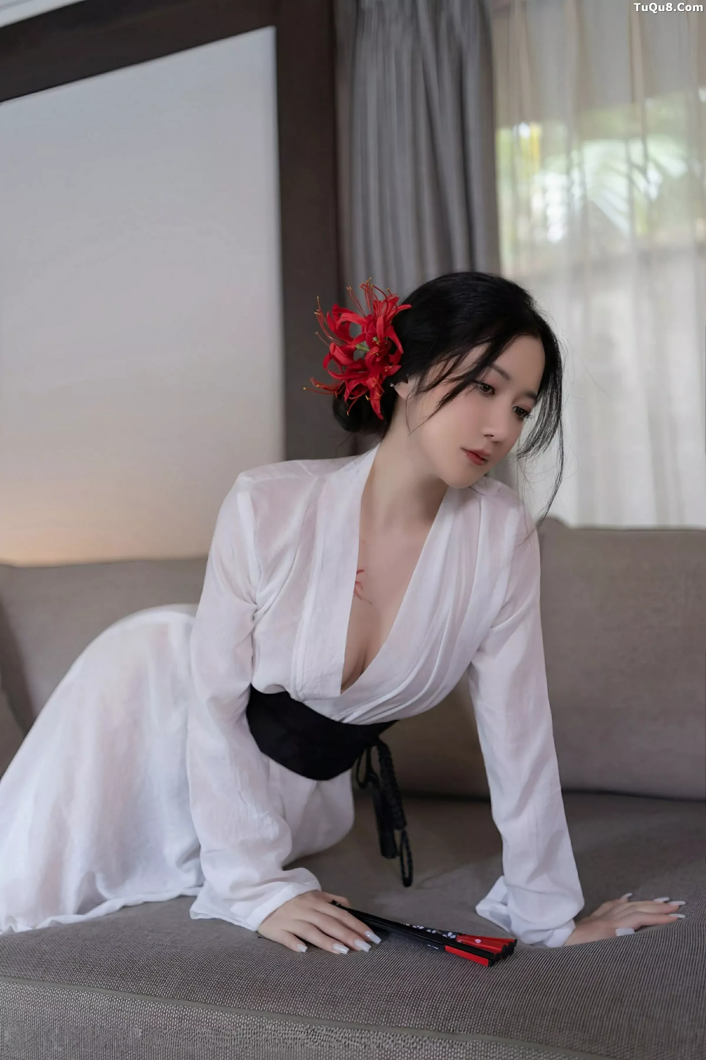 秀人集.com_[XiuRen秀人网]No.10514_模特鱼子酱Fish性感白色薄透服饰配白色丝袜秀曼妙身材诱惑写真80P