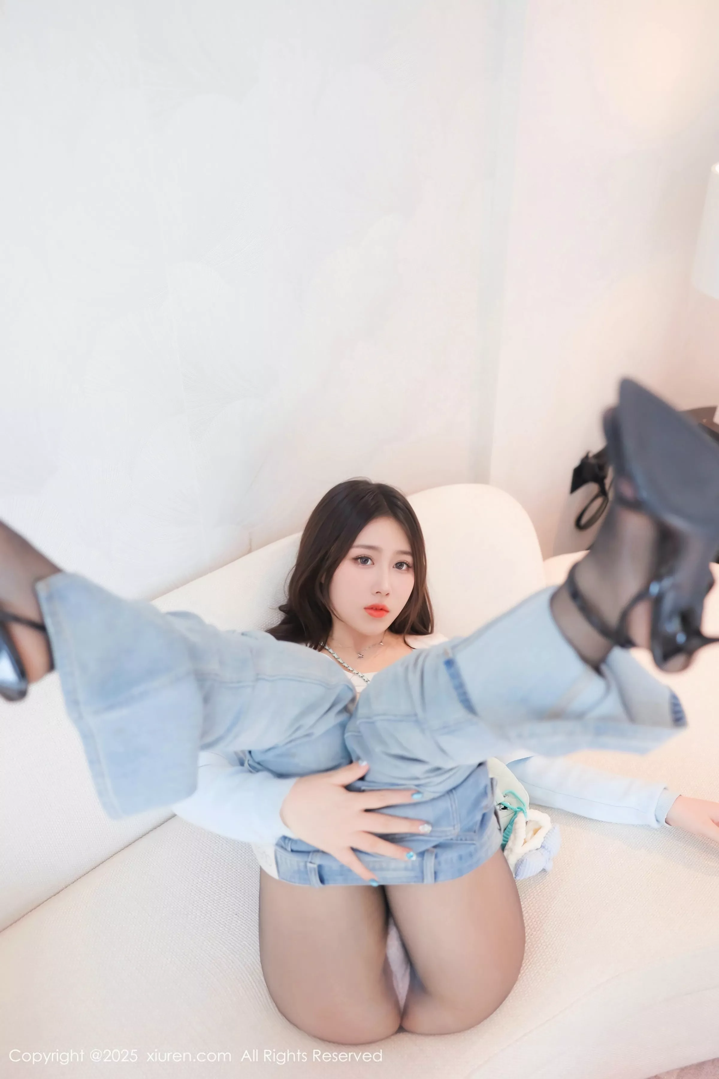 秀人集.com_[XiuRen秀人网]No.10450_模特蛋蛋宝性感粉色内衣配牛仔裤露超薄黑丝秀丰腴身材诱惑写真70P