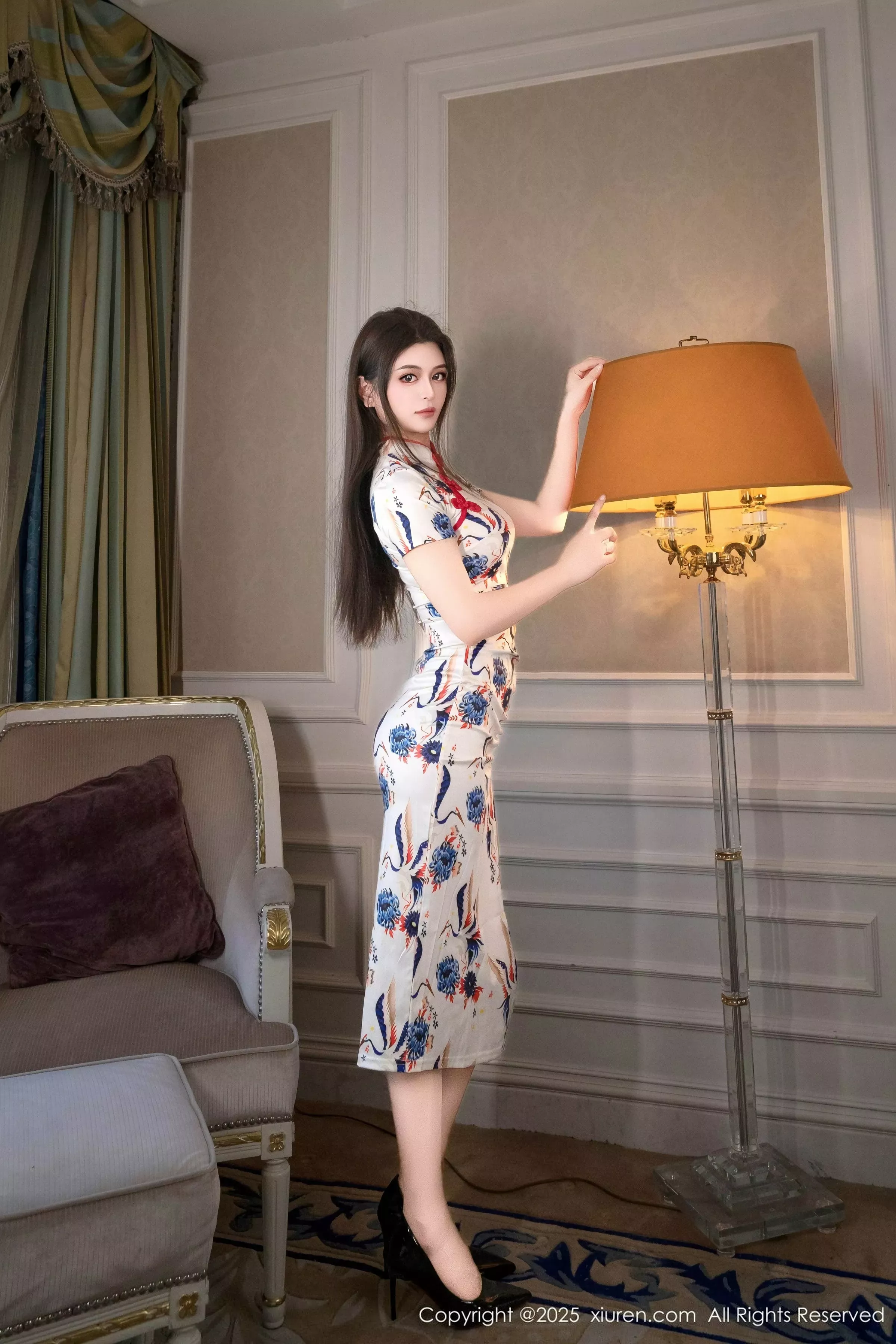 秀人集.com_[XiuRen秀人网]No.10452_模特灿宝情趣捆绑主题性感花色旗袍露肉色内衣秀魔鬼身材诱惑写真96P