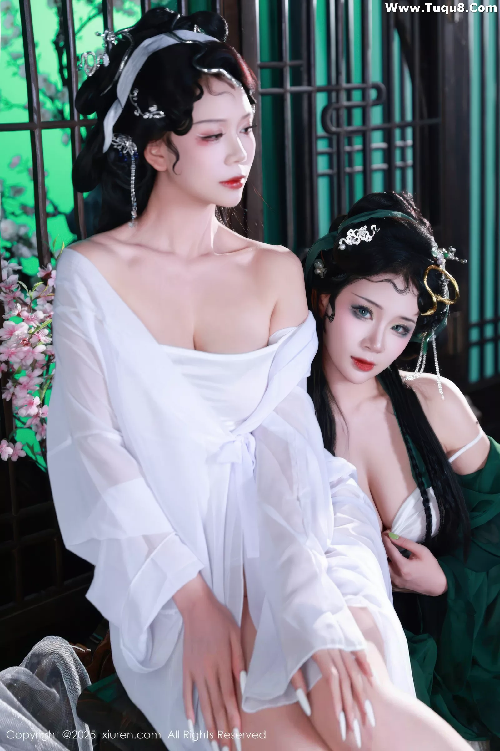 秀人集.com_[XiuRen秀人网]No.10561_模特南乔古风场景青蛇装扮性感低胸服饰秀完美身材诱惑写真88P