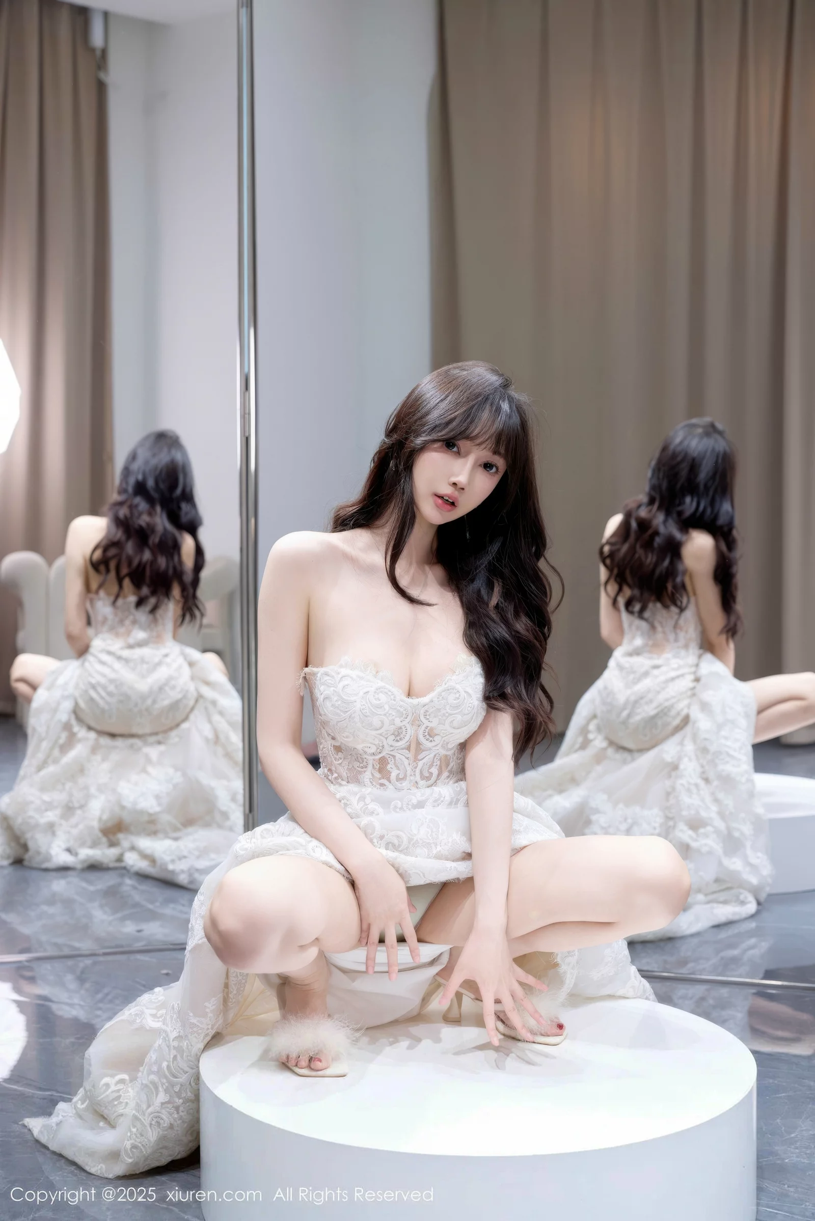 秀人集.com_[XiuRen秀人网]No.10663_模特玥儿玥er私房性感白色婚纱礼裙秀完美身材迷人诱惑写真58P