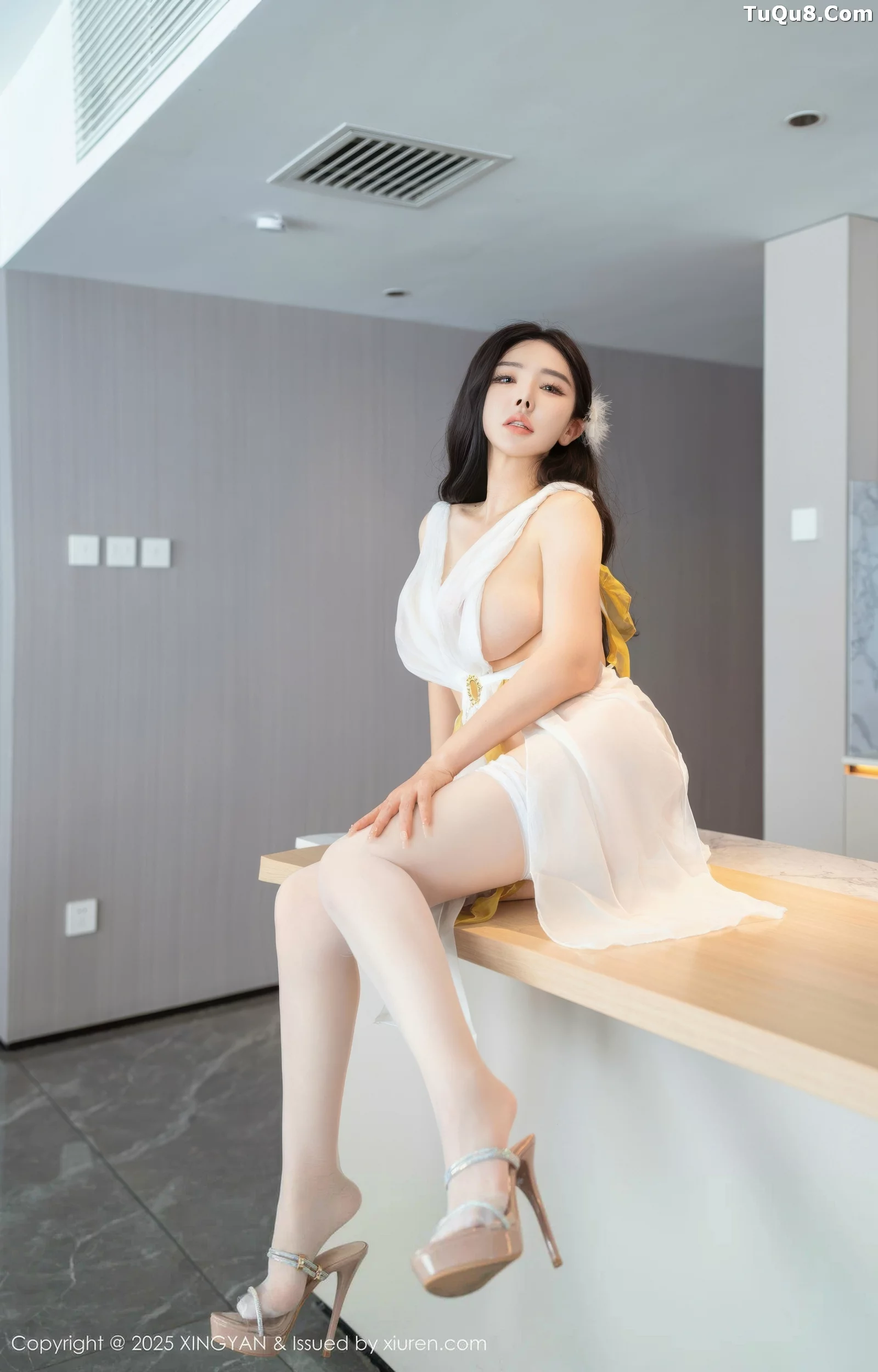 秀人集.com_[XINGYAN星颜社]VOL.392_模特潘思沁性感白色情趣服饰配白色丝袜秀巨乳肥臀诱惑写真64P