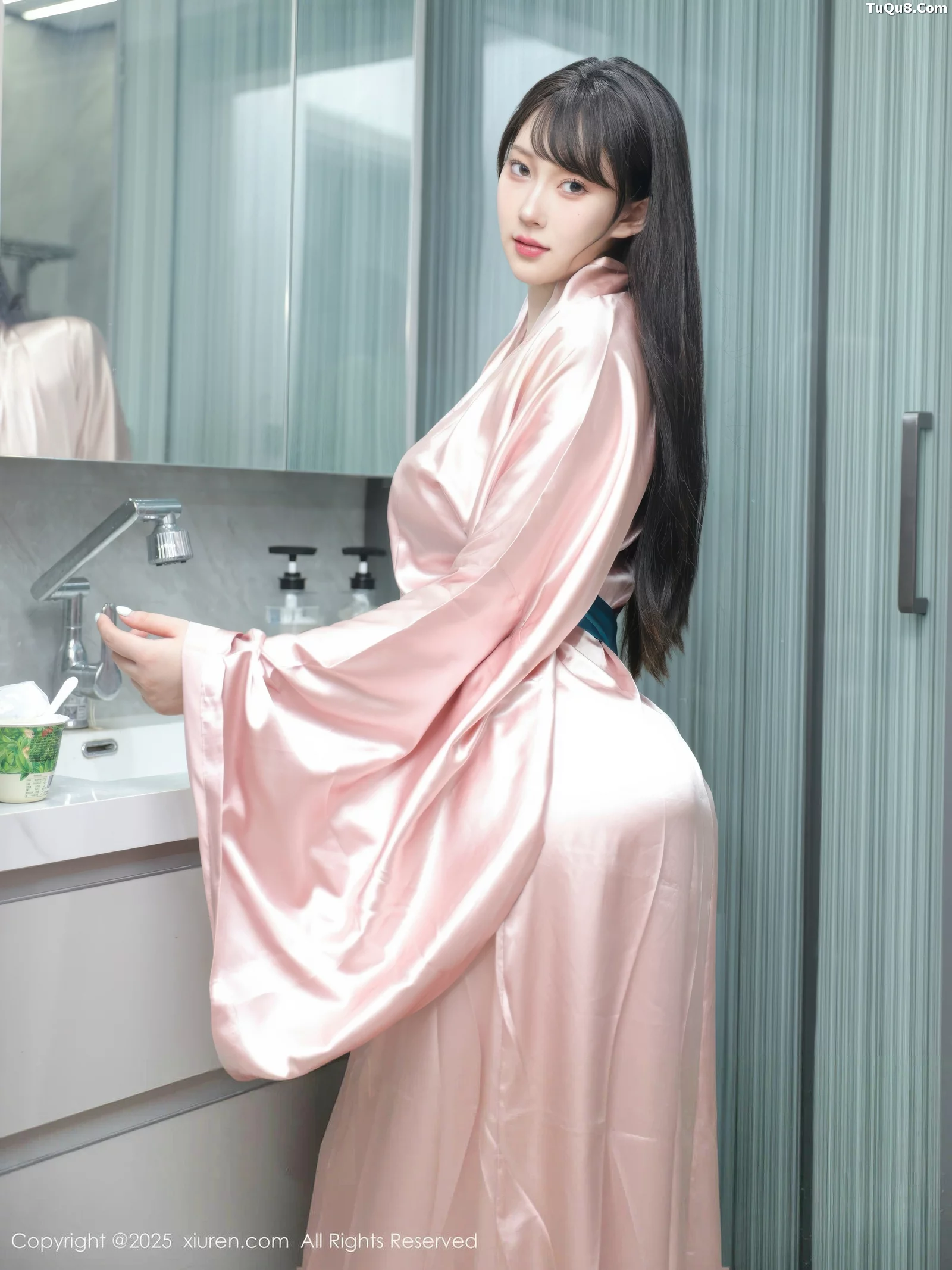 秀人集.com_[XiuRen秀人网]No.10724_模特李沁恩lrene浴室场景性感红色比基尼秀丰腴身材撩人诱惑写真79P