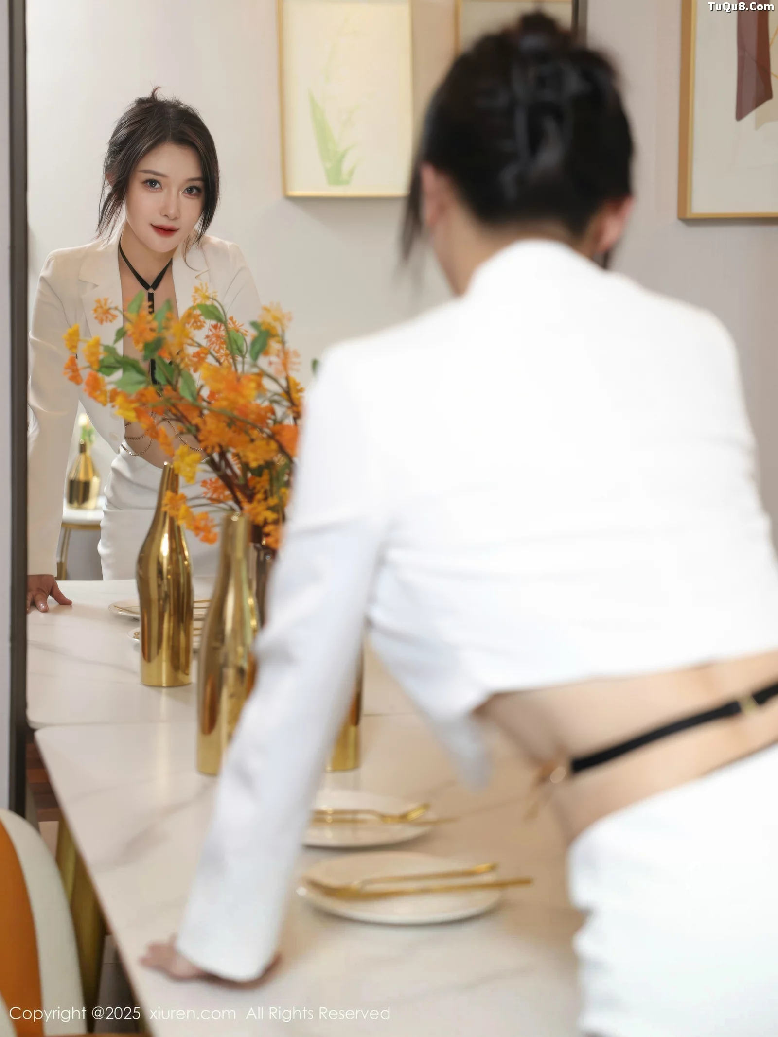 秀人集.com_[XiuRen秀人网]No.10727_模特苏一诺性感白色西服露黑色内衣配黑丝袜秀曼妙身姿诱惑写真82P