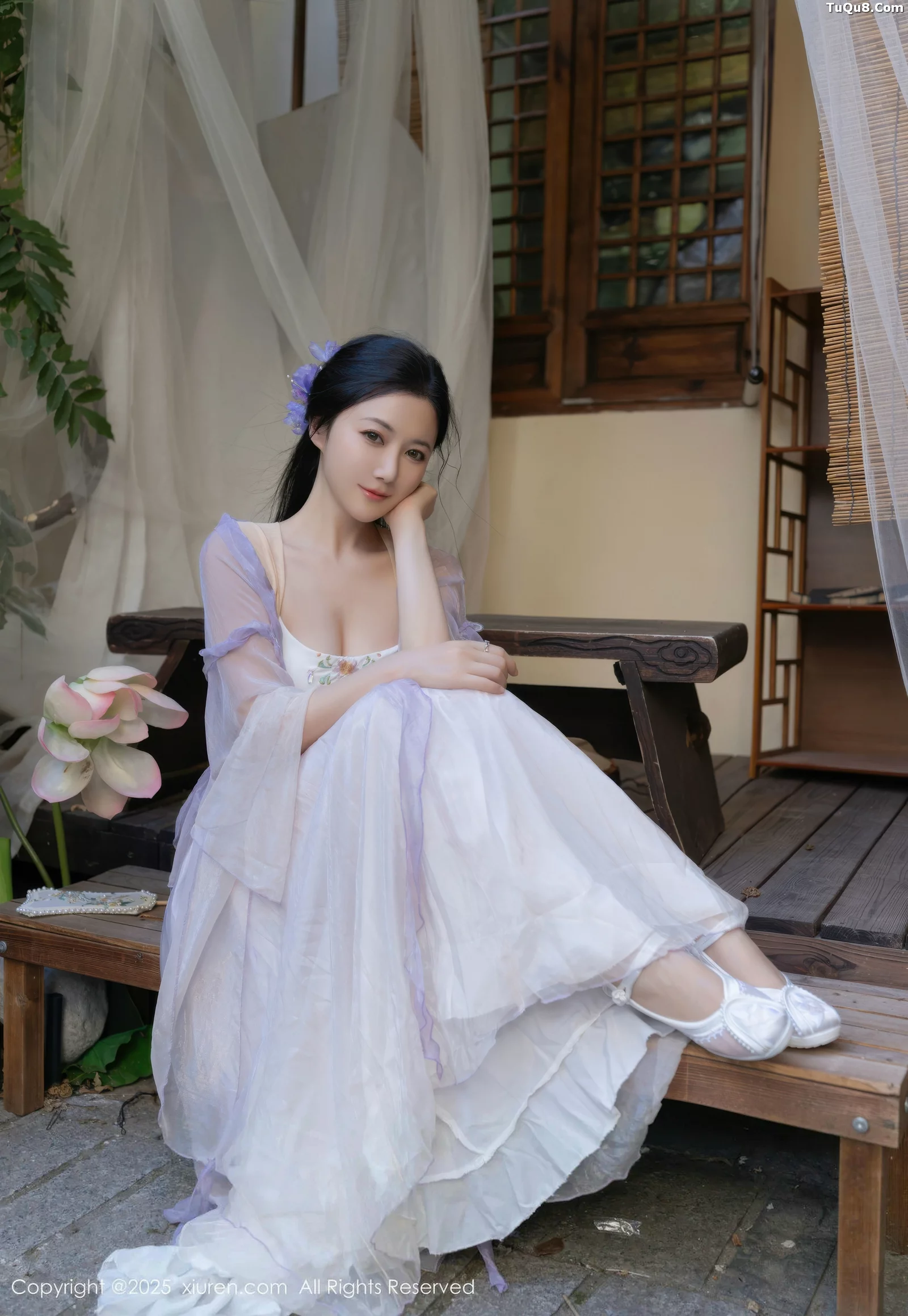 秀人集.com_[XiuRen秀人网]No.10737_模特鱼子酱Fish性感紫色连衣裙配白色丝袜秀曼妙身姿诱惑写真74P