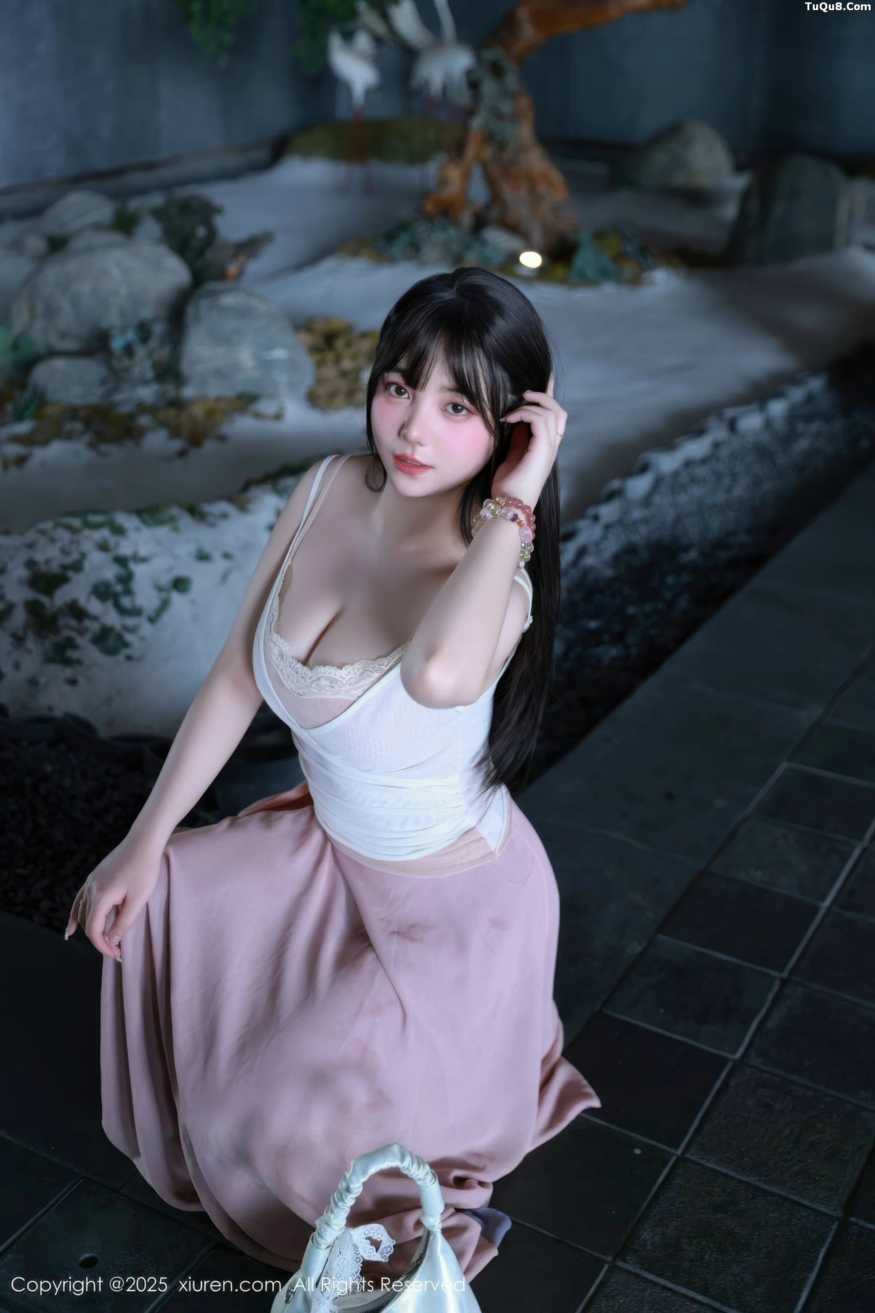 秀人集.com_[XiuRen秀人网]No.10746_模特软情性感低胸紫色长裙露粉色内衣秀曼妙身姿迷人诱惑写真86P