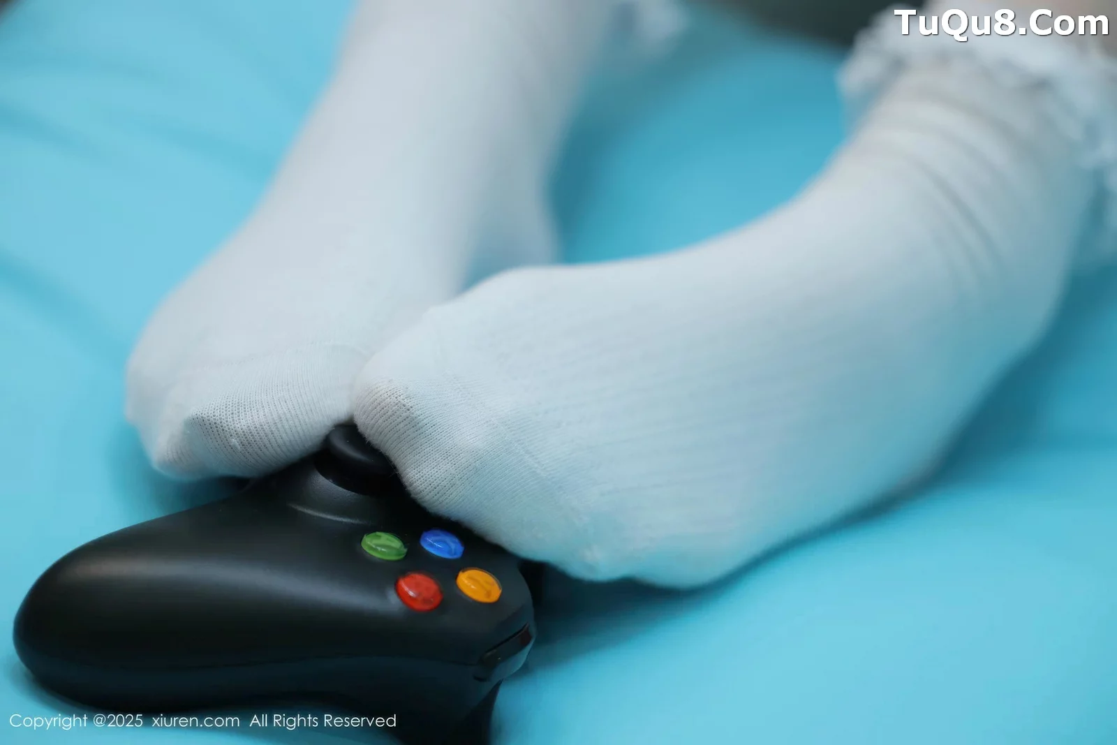 秀人集.com_[XiuRen秀人网]No.10676_模特李沁恩lrene性感白色居家上衣配灰色内衣秀丰腴身材诱惑写真70P