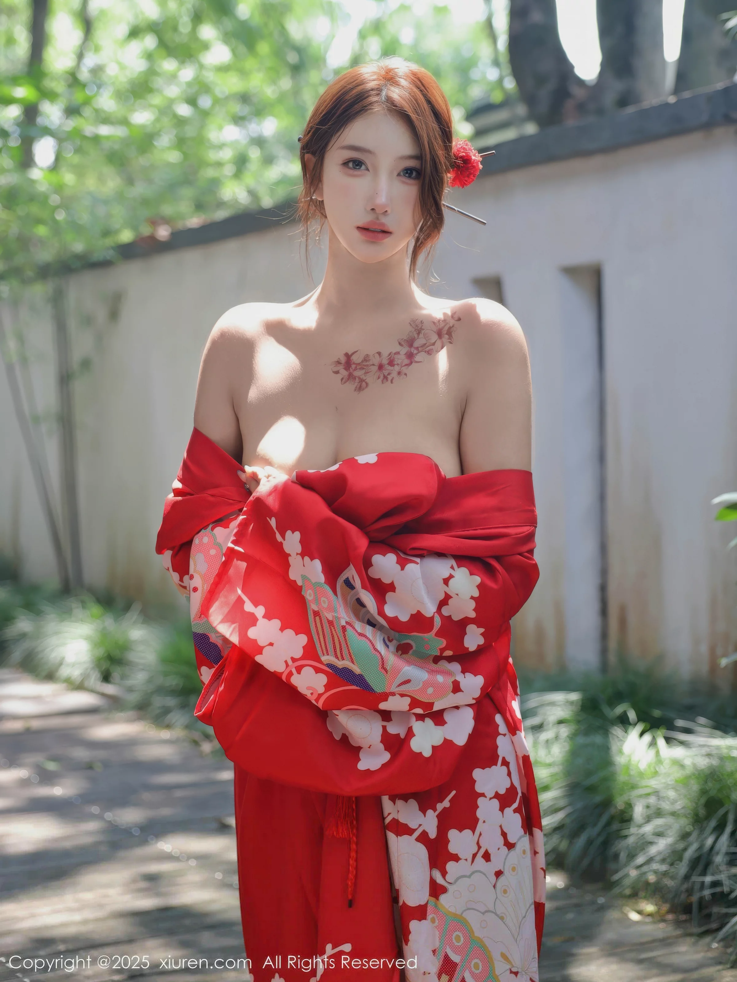 秀人集.com_[XiuRen秀人网]No.10683_模特金允希Yuki户外性感红色和服半脱秀完美身材惹火诱惑写真80P