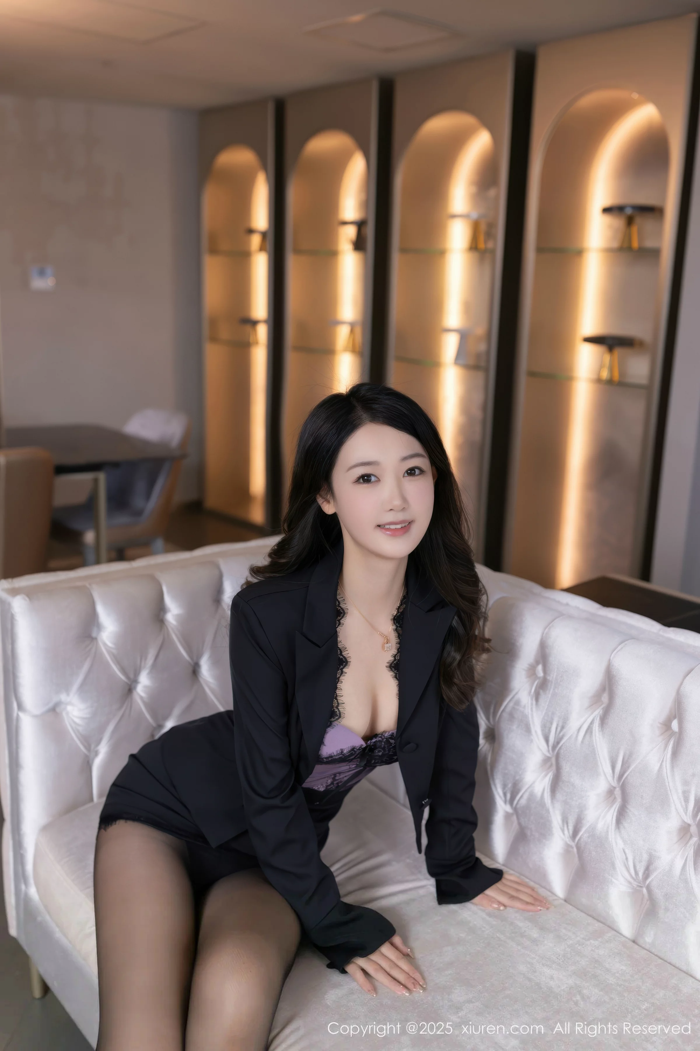 秀人集.com_[XiuRen秀人网]No.10688_模特唐安琪性感黑色上衣配黑短裙露超薄黑丝秀曼妙身姿诱惑写真70P