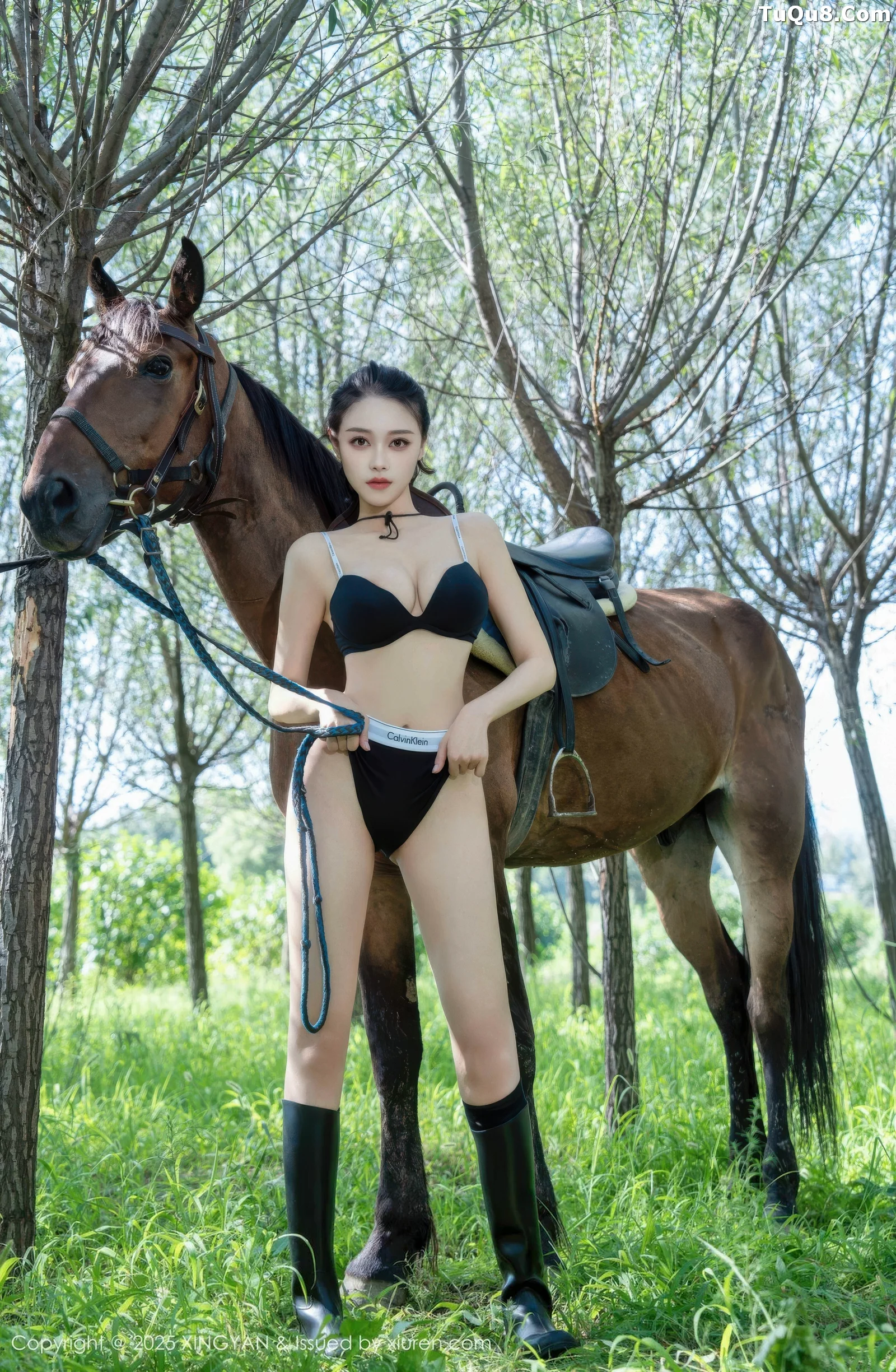 秀人集.com_[XINGYAN星颜社]VOL.391_模特清妙户外性感蓝色衬衫配黑色短裤秀曼妙身姿诱惑写真76P