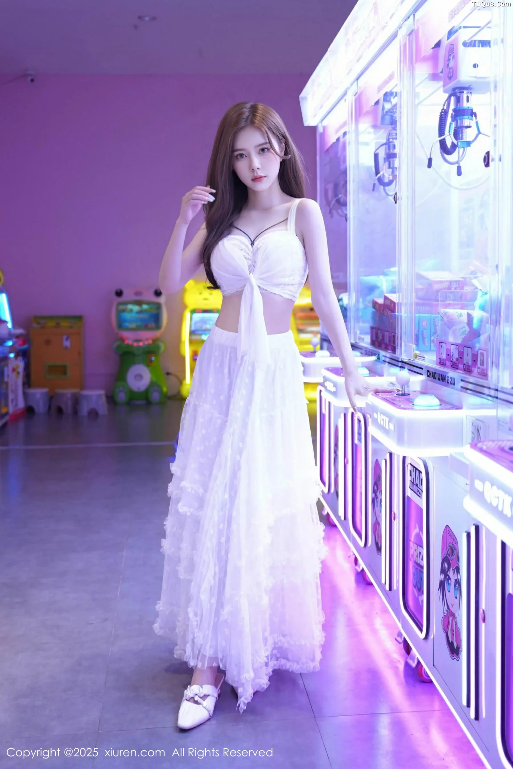 秀人集.com_[XiuRen秀人网]No.10791_模特拍黄瓜girl性感白色连衣裙露白色内衣秀曼妙身材诱惑写真74P