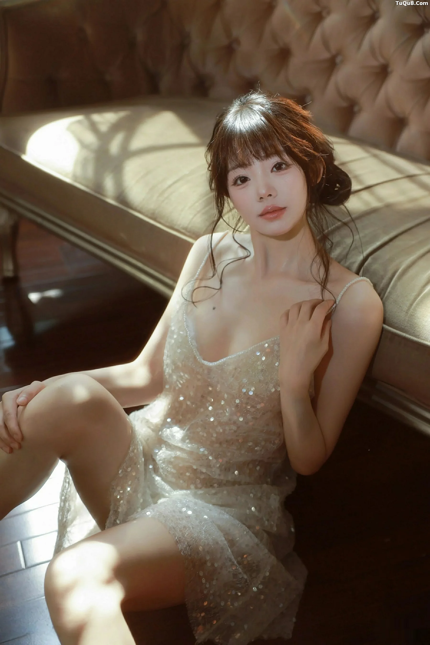 秀人集.com_[XiuRen秀人网]No.10799_模特佘贝拉Bella性感连衣长裙露白色情趣内衣秀完美身材诱惑写真73P