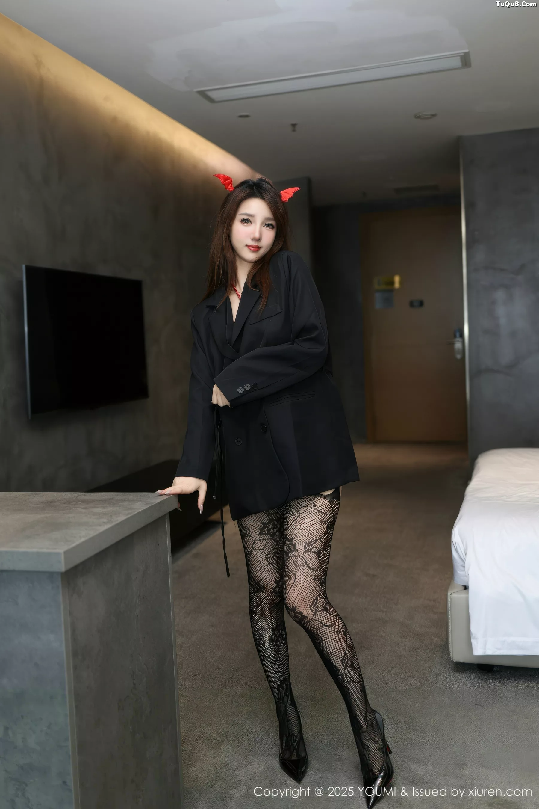 秀人集.com_[YouMi尤蜜荟]Vol.1176_模特Twins-夭夭性感黑色情趣连体网袜秀惹火身材极致诱惑写真53P