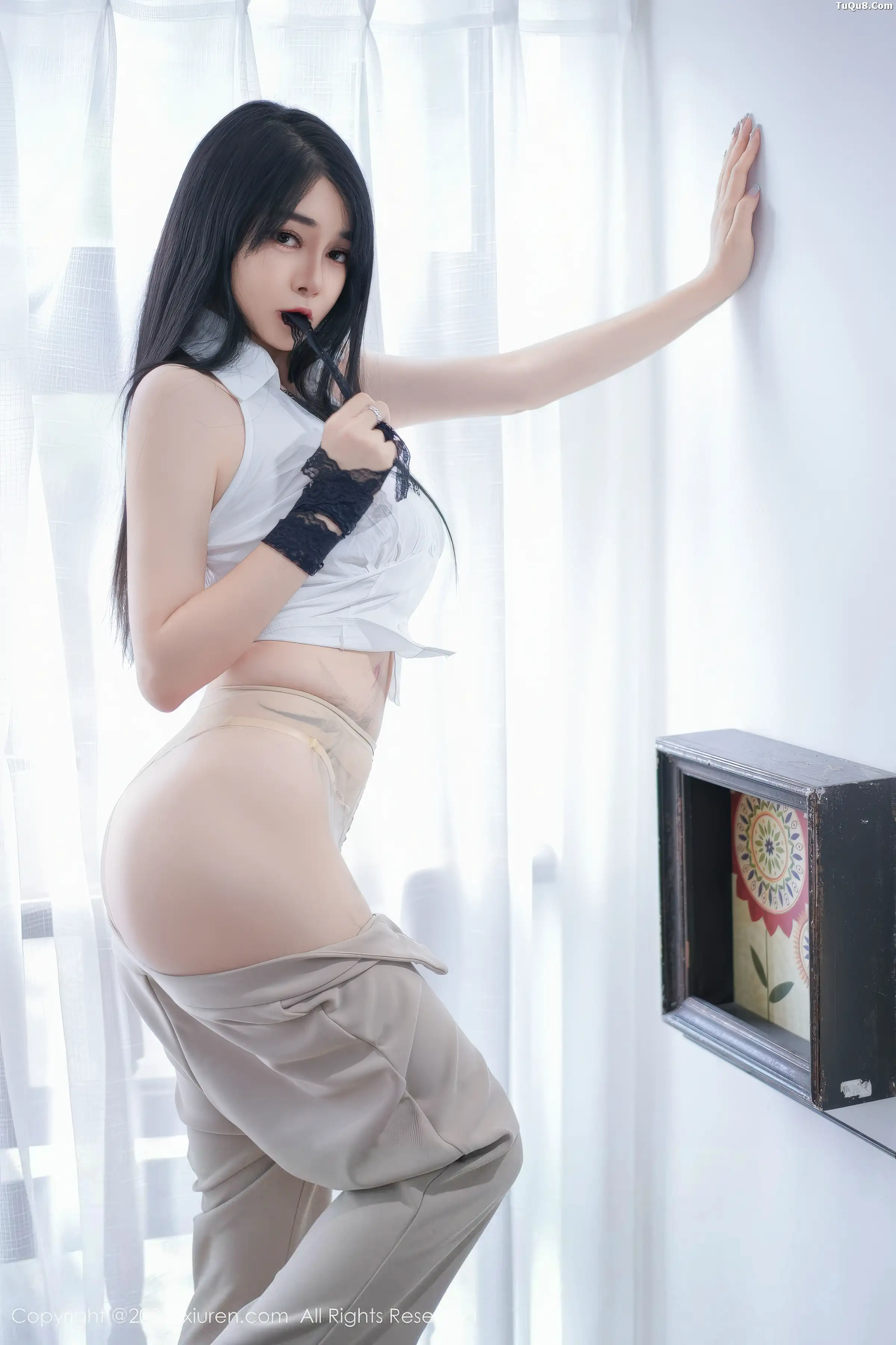 秀人集.com_[XiuRen秀人网]No.11038_模特凯竹法师性感浅色内衣配超薄肉丝秀丰腴多姿身材诱惑写真67P