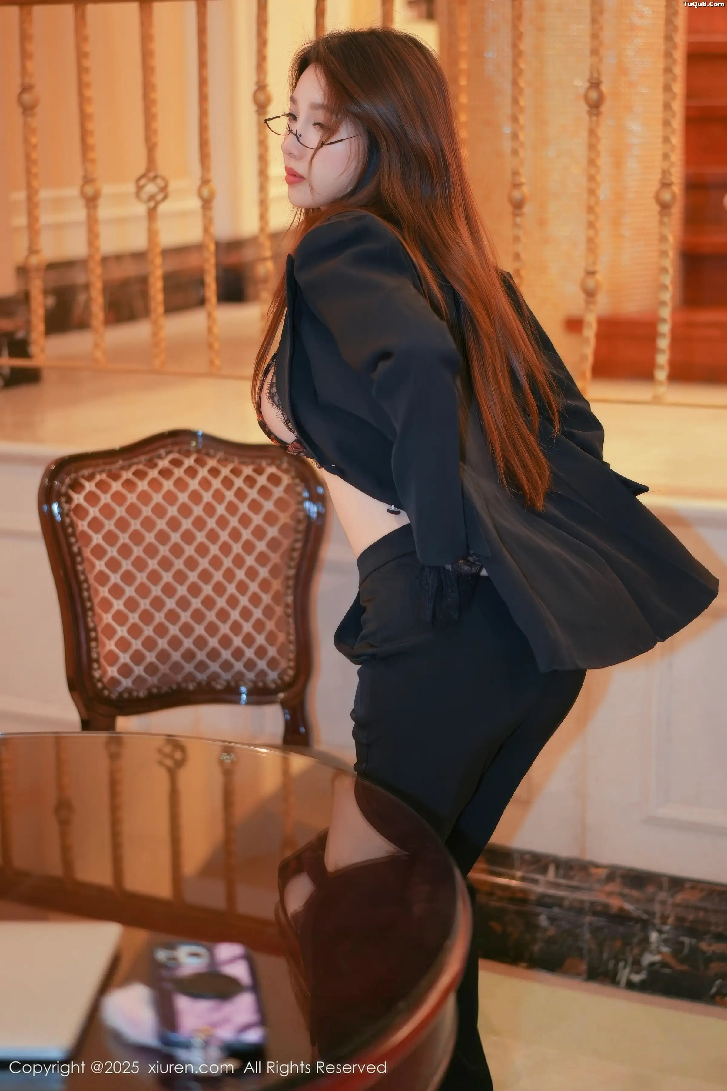 秀人集.com_[XiuRen秀人网]No.11007_模特Twins-夭夭性感西服露豹纹内衣配闪亮黑丝秀曼妙身姿诱惑写真82P