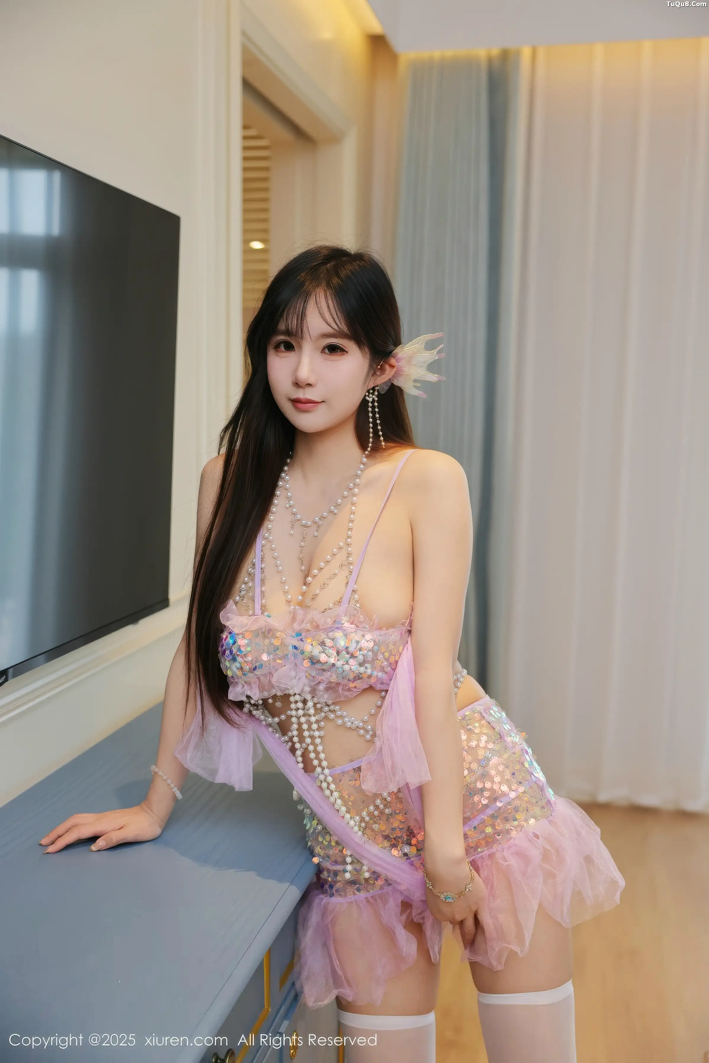 秀人集.com_[XiuRen秀人网]No.11020_模特小肉肉咪性感紫色情趣内衣配白色丝袜秀凹凸身材诱惑写真70P